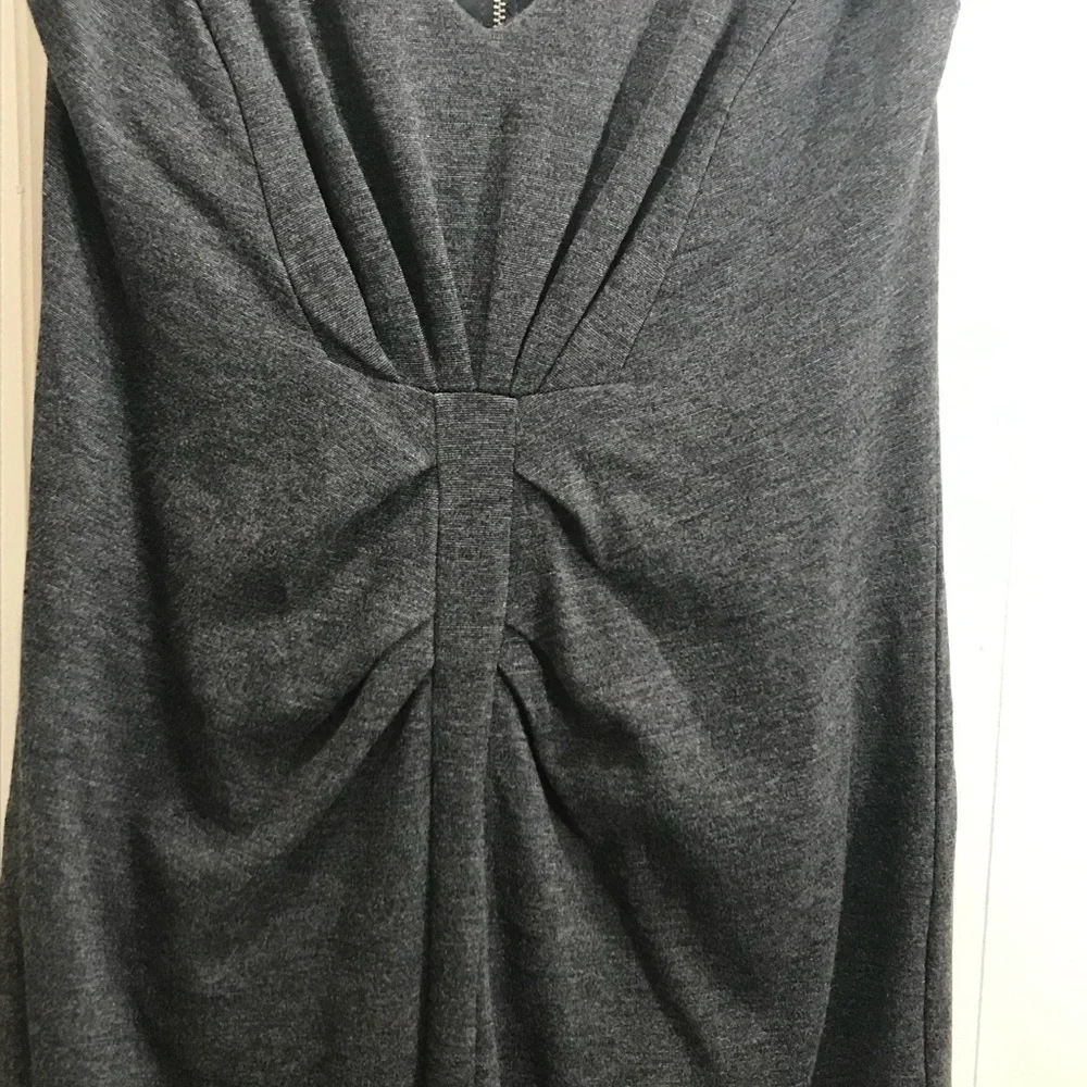 Express☀️Gray ruched dress - Picture 3 of 8